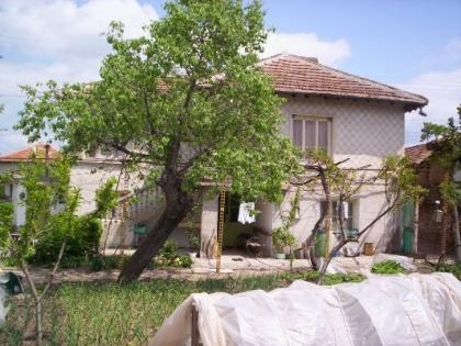 Property in bulgaria, House in bulgaria , House for sale near Yambol, buy rural property, rural house, rural Bulgarian house, bulgarian property, rural property, buy property near Elhovo, Elhovo property 