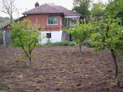 Property in bulgaria, House in bulgaria , House for sale near Yambol, buy rural property, rural house, rural Bulgarian house, bulgarian property, rural property, buy property near Elhovo, Elhovo property 