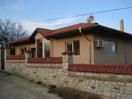 House for sale near Varna, house near resort, Varna holiday resort, holiday resort, property near resort, buy property in resort, bulgarian property, property near Varna, property Varna, holiday house near sea