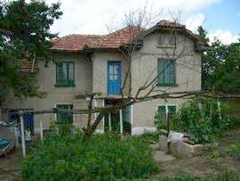 Property in bulgaria, House in bulgaria , House for sale near Pleven, buy rural property, rural house, rural Bulgarian house, bulgarian property, rural property in Pleven, holiday property, holiday house, rural holiday property in Bulgaria