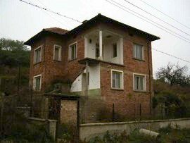 Property in bulgaria, House in bulgaria , House for sale near Pleven, buy rural property, rural house, rural Bulgarian house, bulgarian property, rural property in Pleven, holiday property, holiday house, rural holiday property in Bulgaria