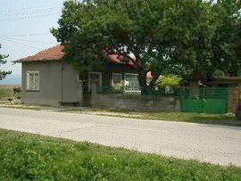 Property in bulgaria, House in bulgaria , House for sale near Pleven, buy rural property, rural house, rural Bulgarian house, bulgarian property, rural property in Pleven, holiday property, holiday house, rural holiday property in Bulgaria