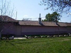 Bulgarian property in perfect condition and well kept, near by Pleven