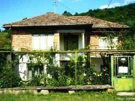property in Bulgaria, Bulgarian property, house in Bulgaria, Bulgarian house, house near Veliko Turnovo, rural property for sale Bulgaria, Bulgarian rural property