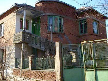 Brick built house for sale in Elhovo region