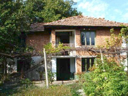 Cozy house for sale in Elhovo region