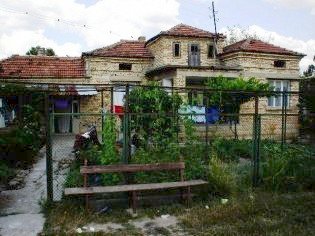 Property in Bulgaria, Bulgarian property, Bulgarian properties, properties for sale, Bulgaria Real estate, Buying property in Bulgaria, buy properties in Bulgaria, Cheap house for sale near Targovishte, Property in Targovishte