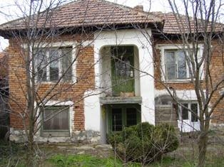 Property in Bulgaria, Bulgarian property, Bulgarian properties, properties for sale, Bulgaria Real estate, Buying property in Bulgaria, buy properties in Bulgaria, Cheap house for sale near Pleven, Property in Pleven