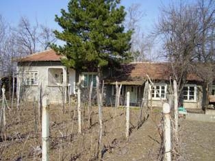 Property in Bulgaria, Bulgarian property, Bulgarian properties, properties for sale, Bulgaria Real estate, Buying property in Bulgaria, buy properties in Bulgaria, Cheap house for sale near Pleven, Property in Pleven