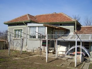 Property in Bulgaria, Bulgarian property, Bulgarian properties, properties for sale, Bulgaria Real estate, Buying property in Bulgaria, buy properties in Bulgaria, Cheap house for sale near Pleven, Property in Pleven