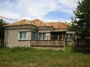 Property in Bulgaria, Bulgarian property, Bulgarian properties, properties for sale, Bulgaria Real estate, Buying property in Bulgaria, buy properties in Bulgaria, Cheap house for sale near Targovishte, Property in Targovishte