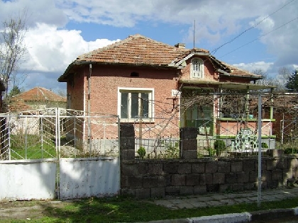 Property in bulgaria, House in bulgaria , House for sale near Pleven, buy rural property, rural house, rural Bulgarian house, bulgarian property, rural property, buy property near Pleven, Pleven property 