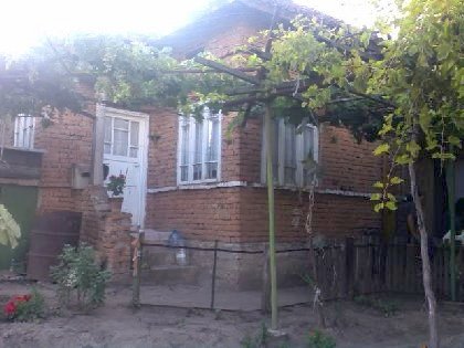 House for sale near Varna, house near resort, Varna holiday resort, holiday resort, property near resort, buy property in resort, bulgarian property, property near Varna, property Varna, holiday house near sea 
  
