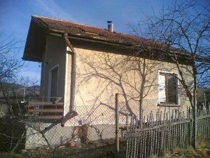 Property in bulgaria, House in bulgaria , House for sale near Vratsa, buy rural property, rural house, rural Bulgarian house, bulgarian property, rural property, holiday property, holiday house, rural holiday property, cheap Bulgarian property, cheap house 