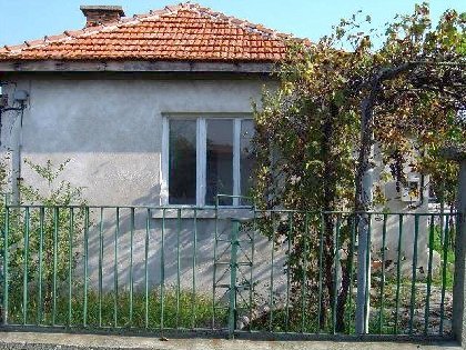 Good chance to have traditional Bulgarian house