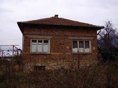 Property situated near the summer resort of Panichishte Plovdiv region