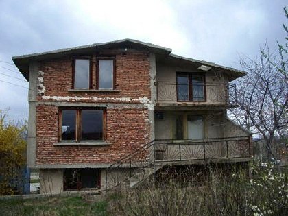 We recommend purchasing in this house. It is good offer!!!  